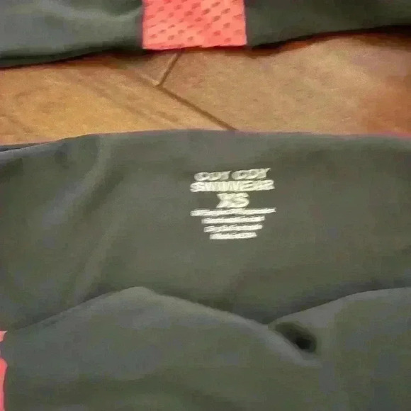 Coy coy gray and pink bikini - Picture 2 of 3